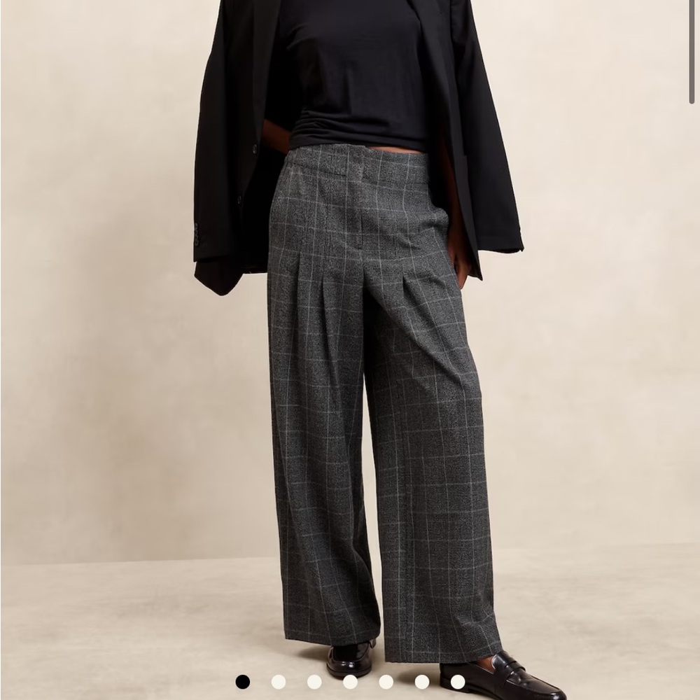 Ultra High-Rise Flannel Wide-Leg Trouser